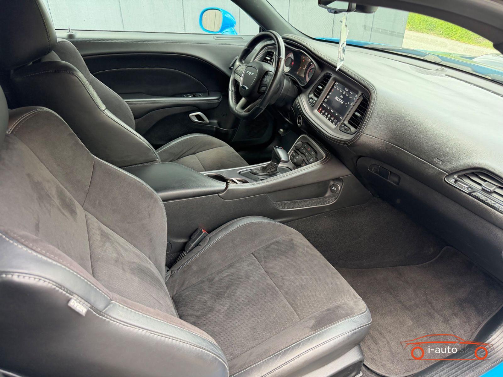 Dodge Challenger 5,7l V8 SHAKER za 41900€