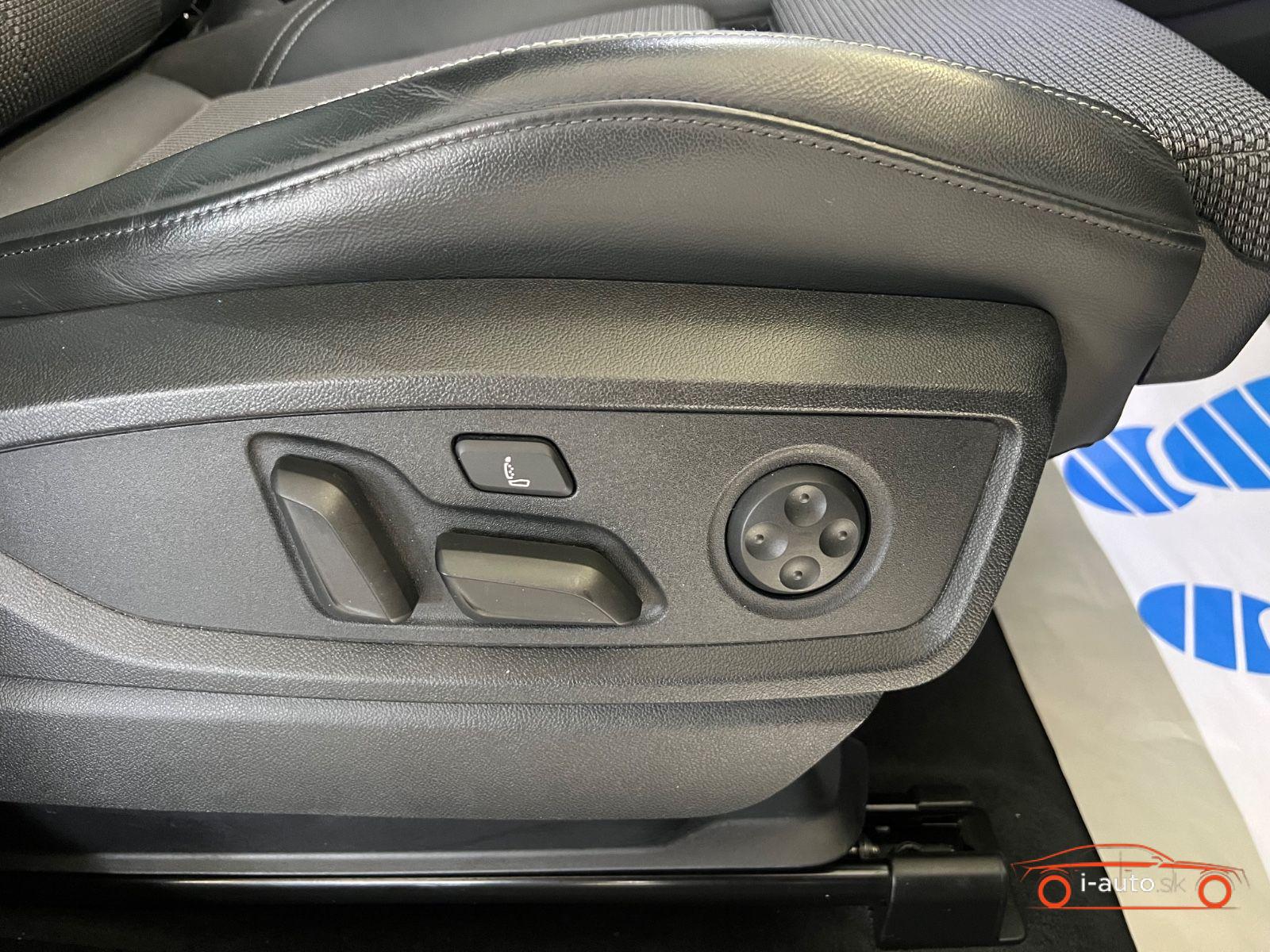 Audi Q5 50 TDI quattro S line  za 37300€