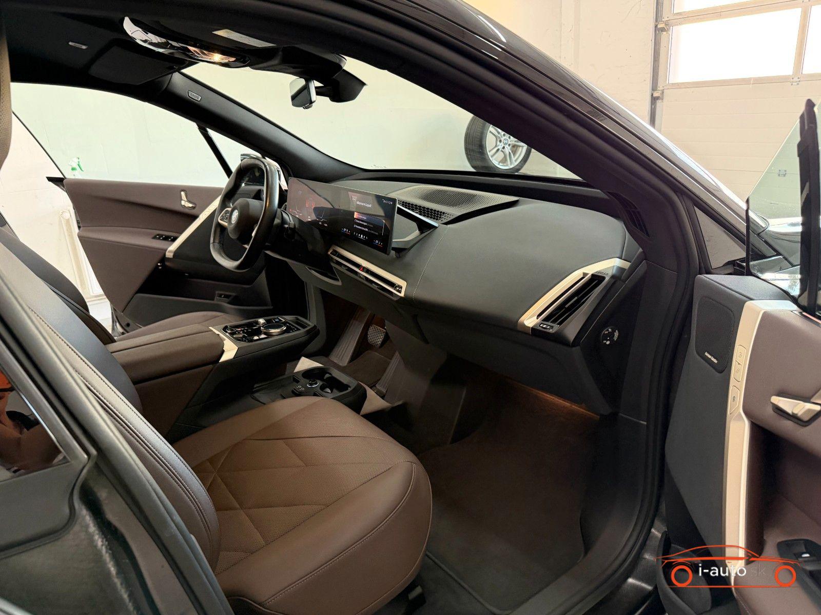 BMW iX 40 Sport  za 47000€