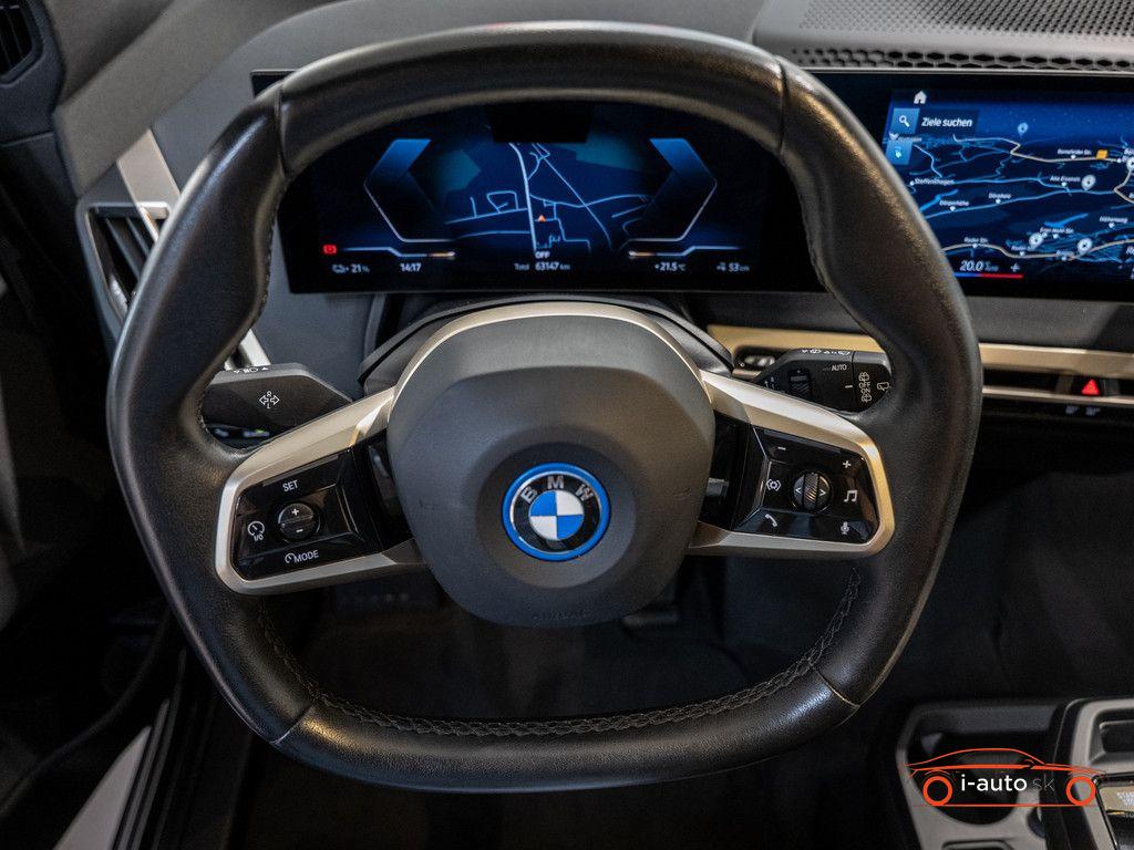 BMW iX xDrive 40 Sport  za 42900€