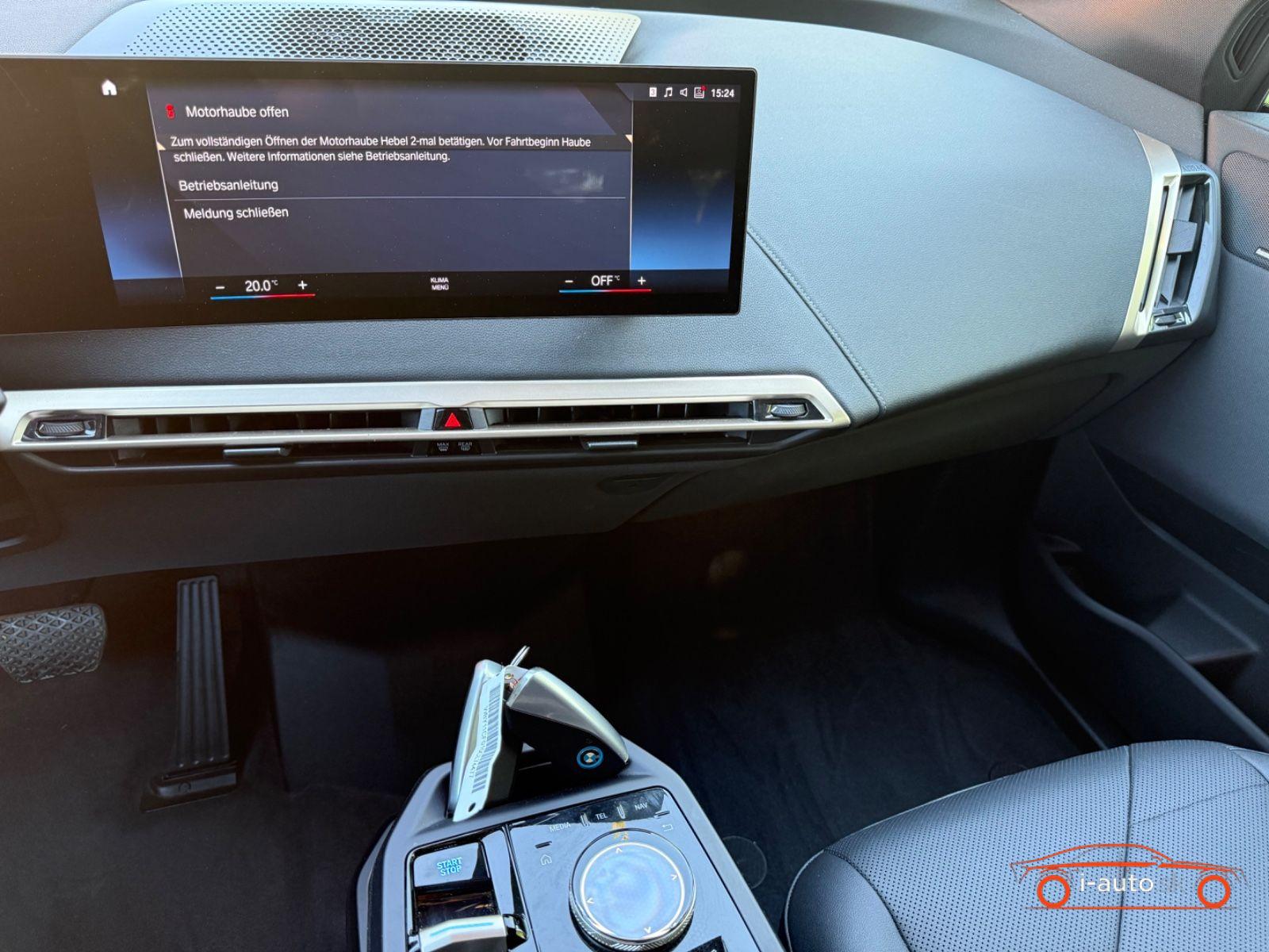 BMW iX 40 xDrive za 42300€