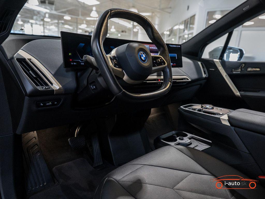 BMW iX xDrive 40 Sport  za 42900€