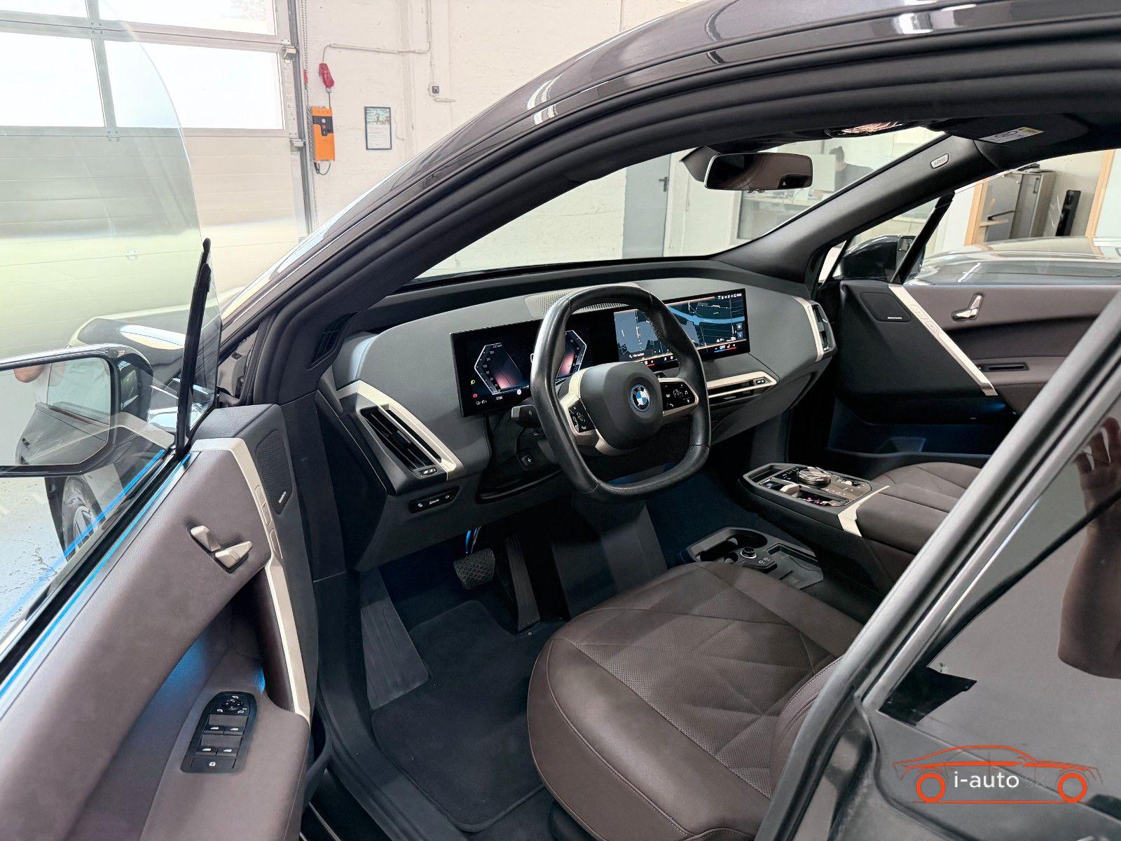 BMW iX 40 Sport  za 47000€