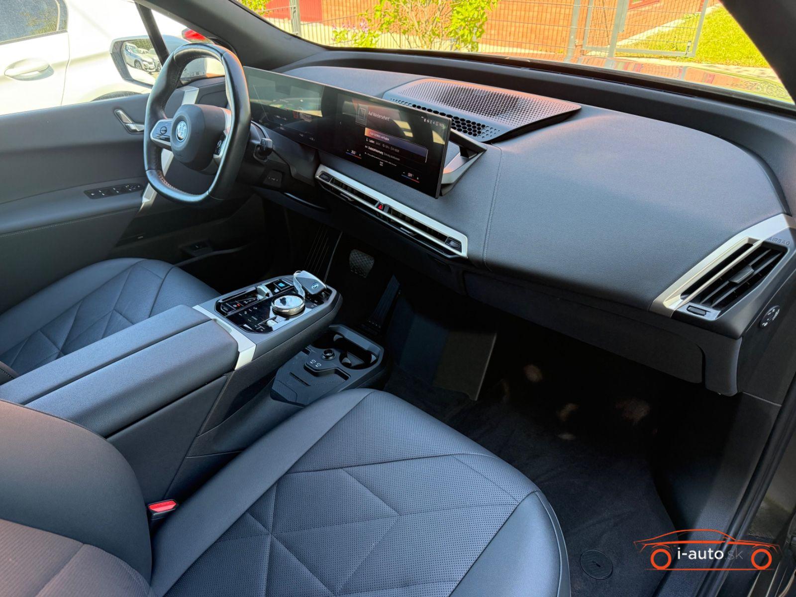 BMW iX 40 xDrive za 42300€