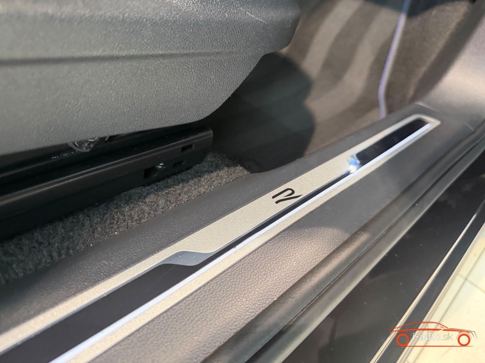Volkswagen Tiguan R 4Motion za 35500€