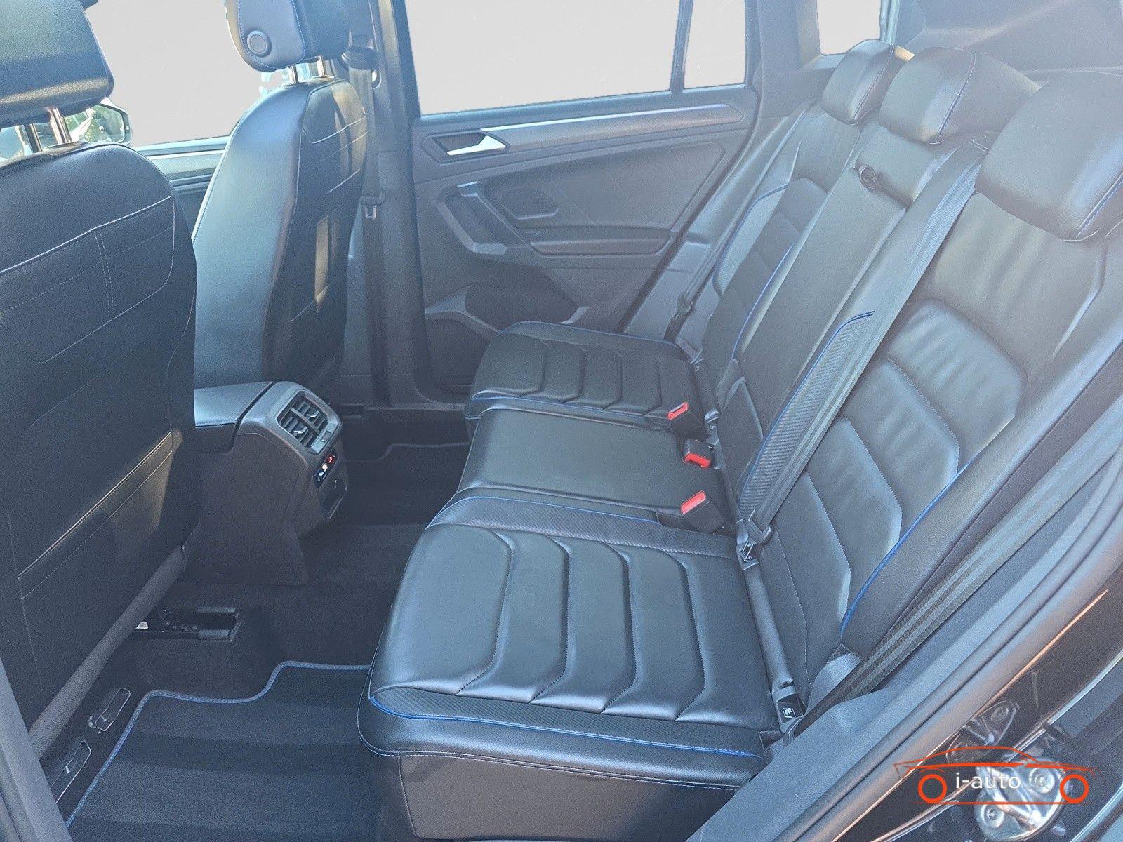 Volkswagen Tiguan R 4Motion za 43300€