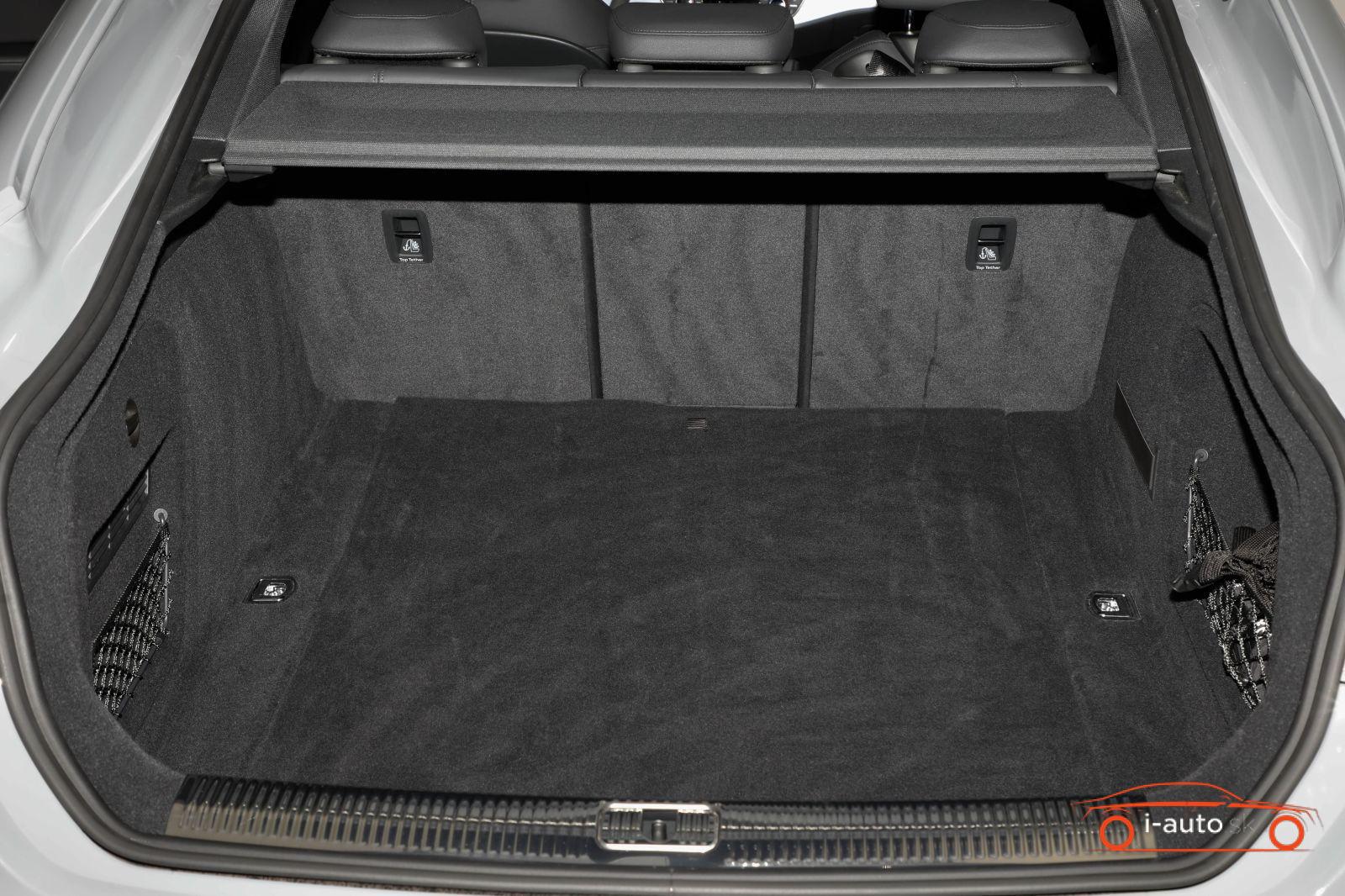 Audi RS5  Sportback quattro  za 61300€