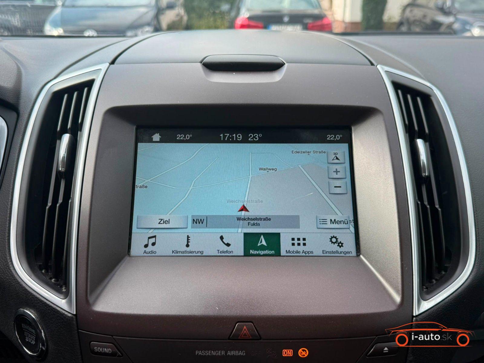 Ford S-Max 2.0 TDCi Titanium za 19900€