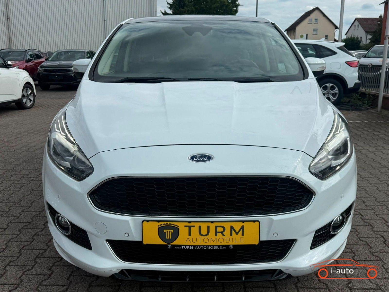 Ford S-Max 2.0 TDCi Titanium za 19900€