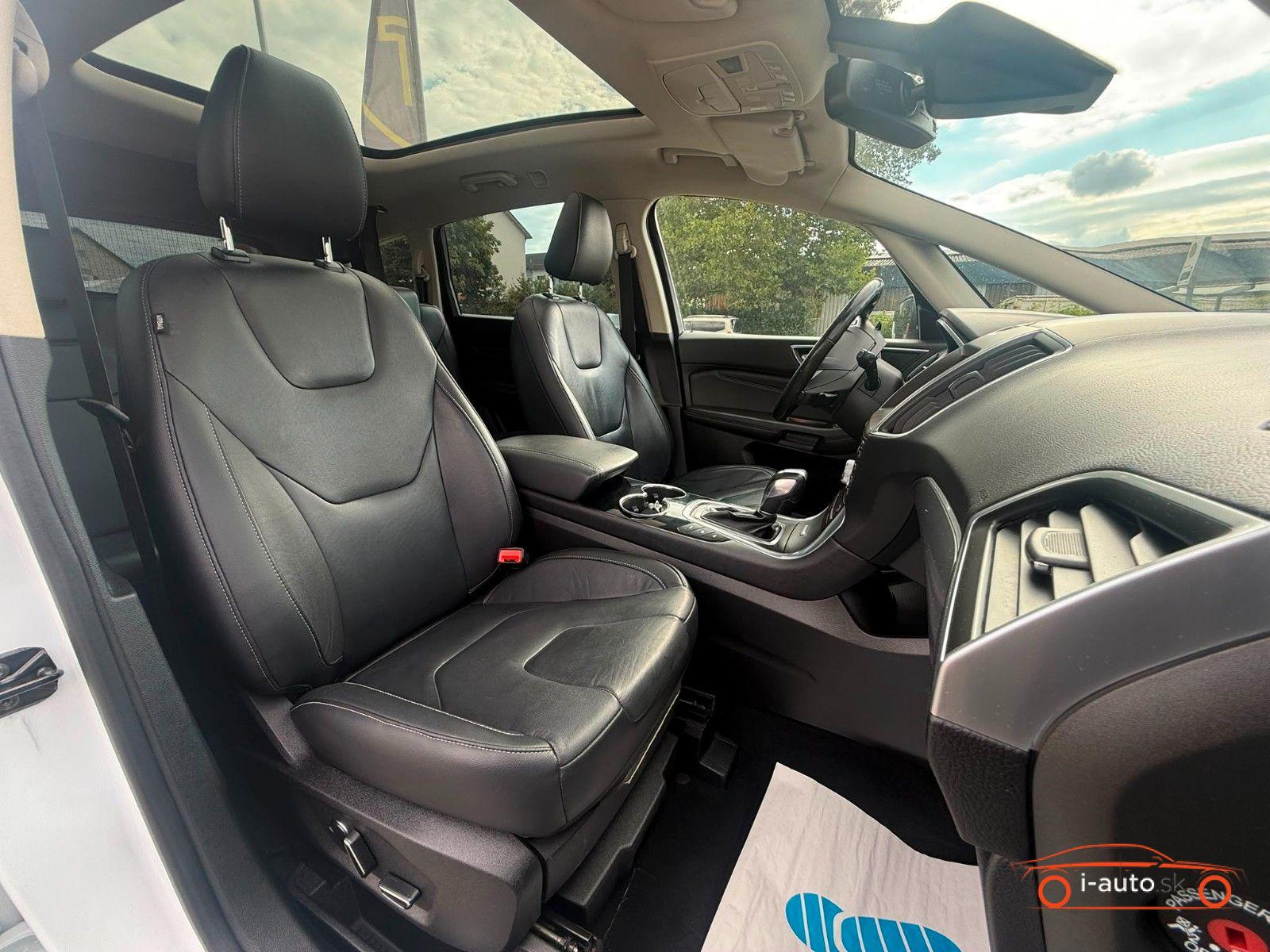 Ford S-Max 2.0 TDCi Titanium za 19900€
