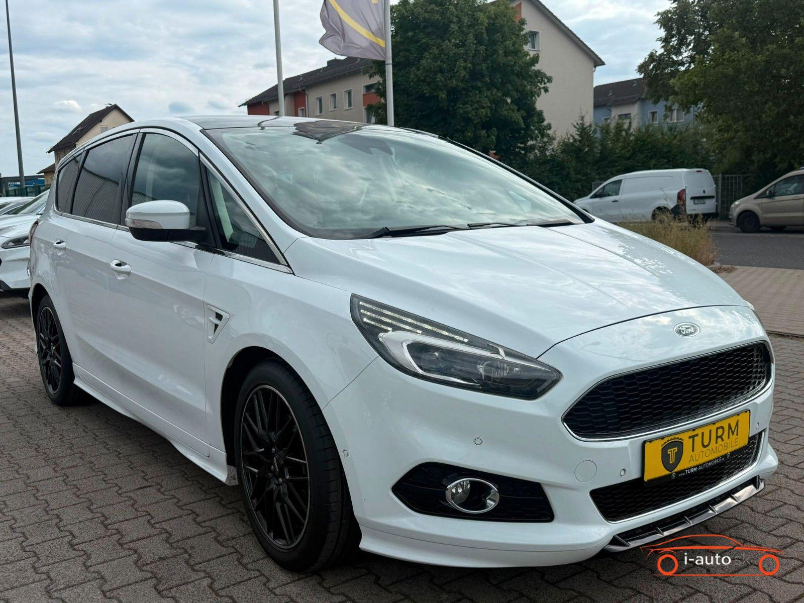 Ford S-Max 2.0 TDCi Titanium za 19900€
