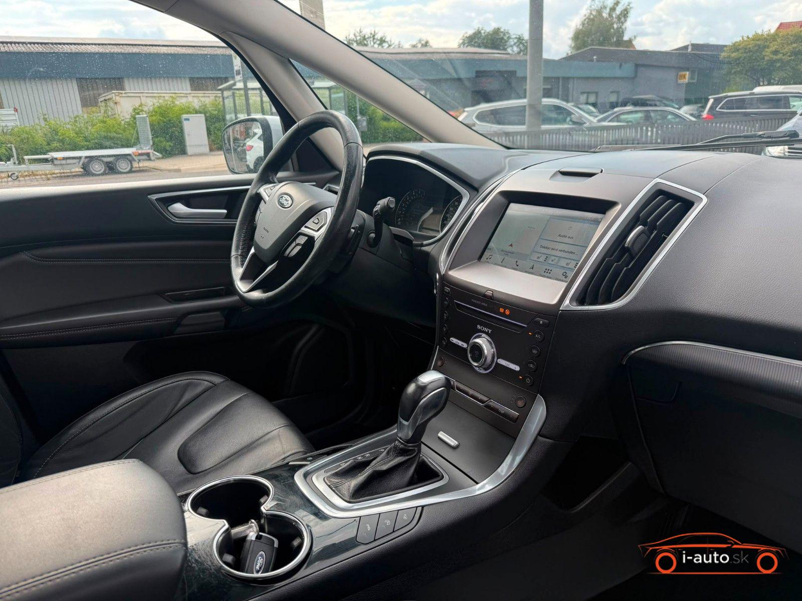 Ford S-Max 2.0 TDCi Titanium za 19900€