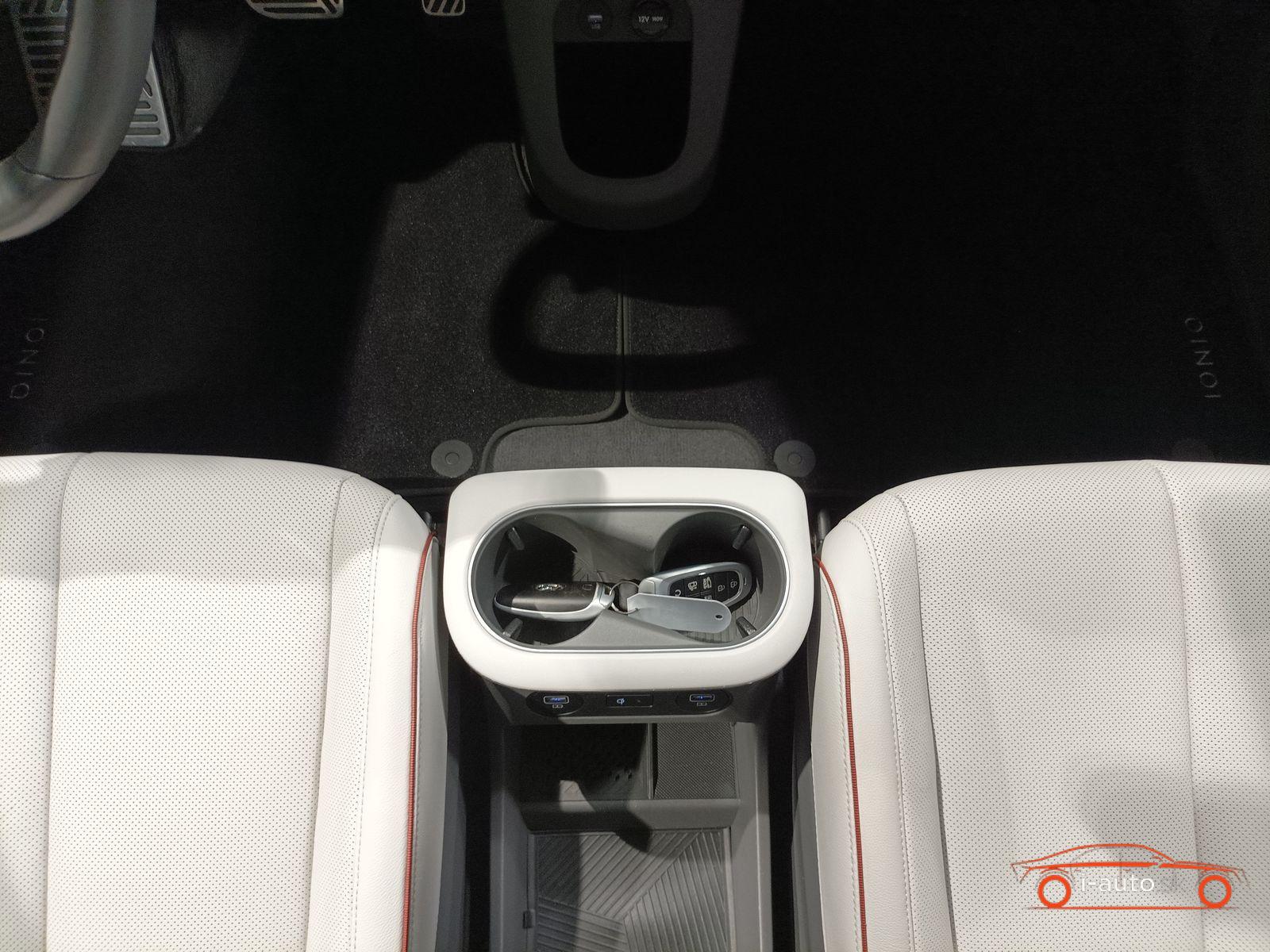 Hyundai Ioniq 5 72,6 kWh Uniq za 31500€