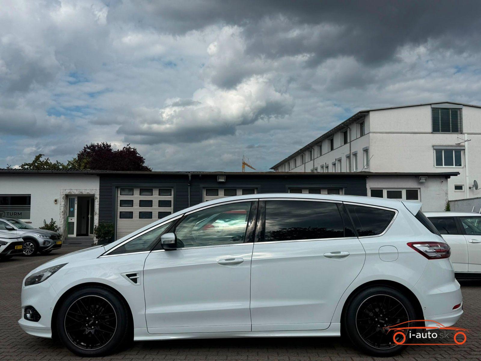 Ford S-Max 2.0 TDCi Titanium za 19900€