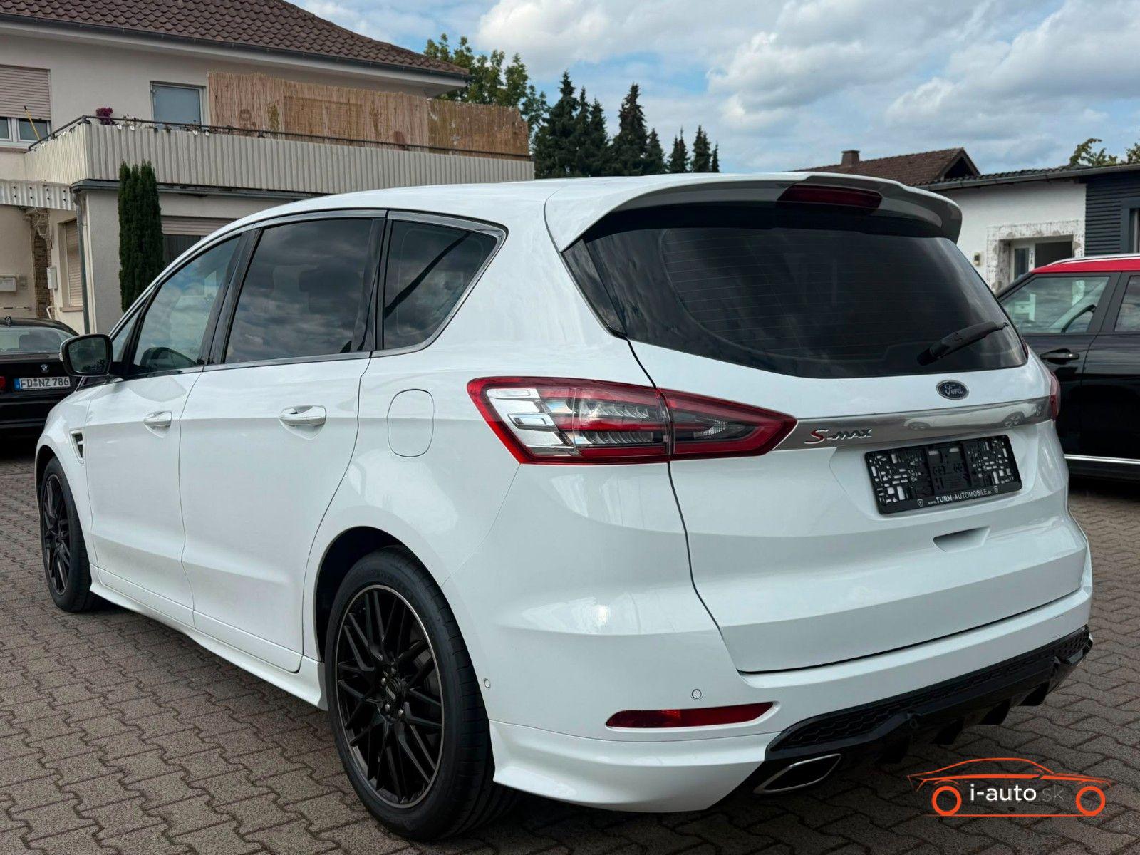 Ford S-Max 2.0 TDCi Titanium za 19900€