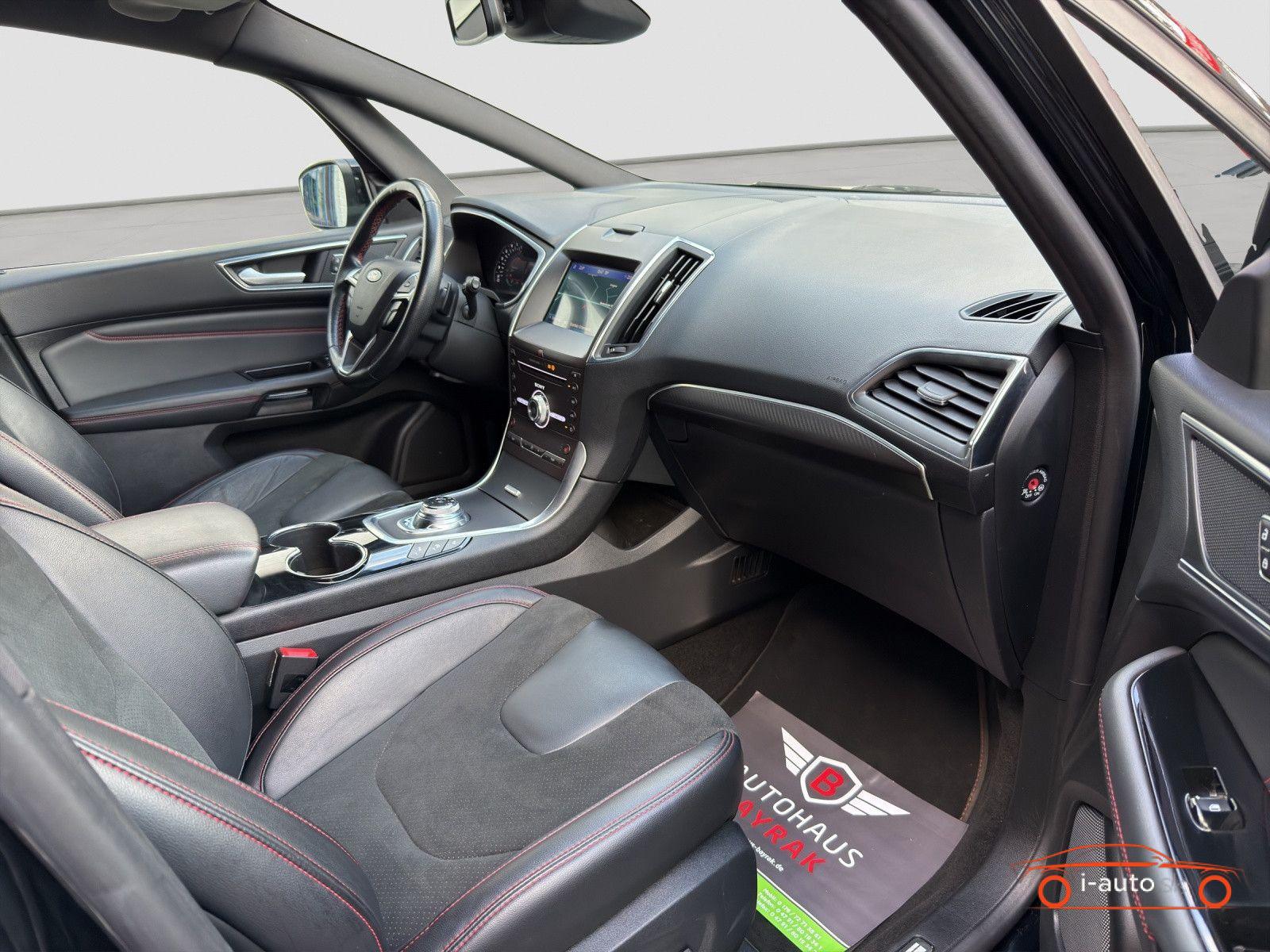Ford S-Max 2.0 TDCi ST-Line za 26500€