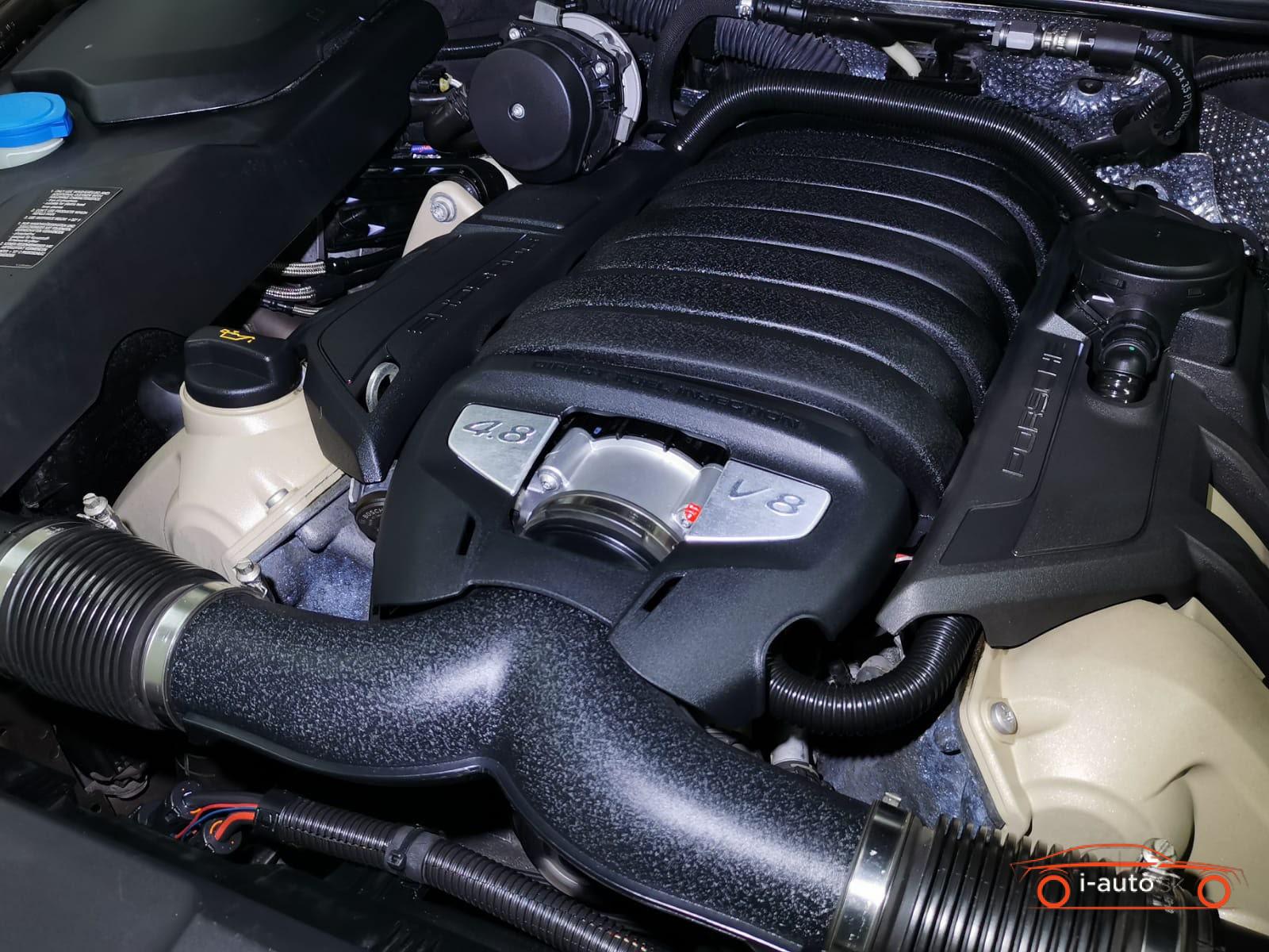 Porsche Cayenne S 4.8 V8  za 16000€