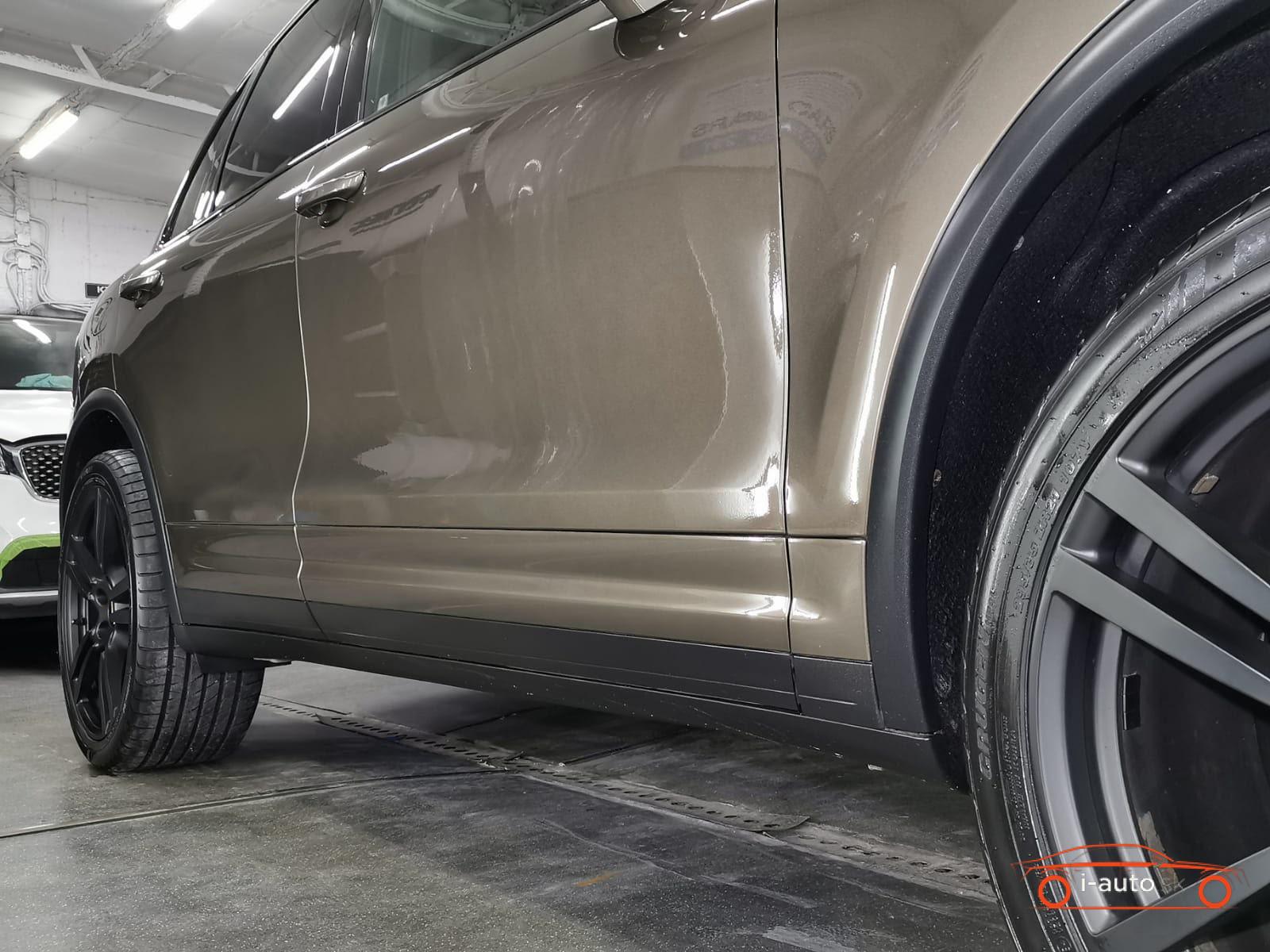 Porsche Cayenne S 4.8 V8  za 16000€