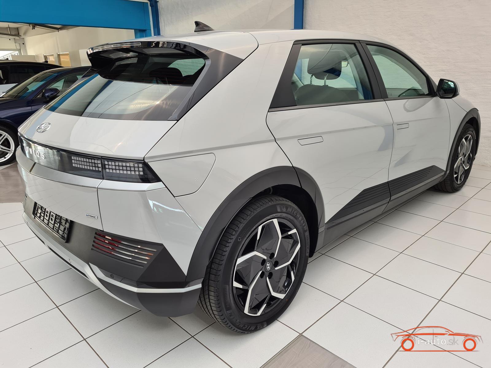 Hyundai Ioniq 5 4WD 58 kWh za 31500€