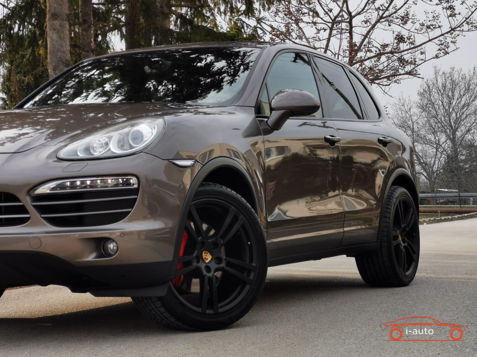 Porsche Cayenne S 4.8 V8  za 16000€