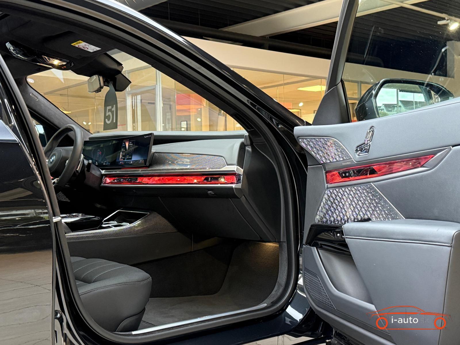 BMW 7 750e xDrive M Sport za 84900€