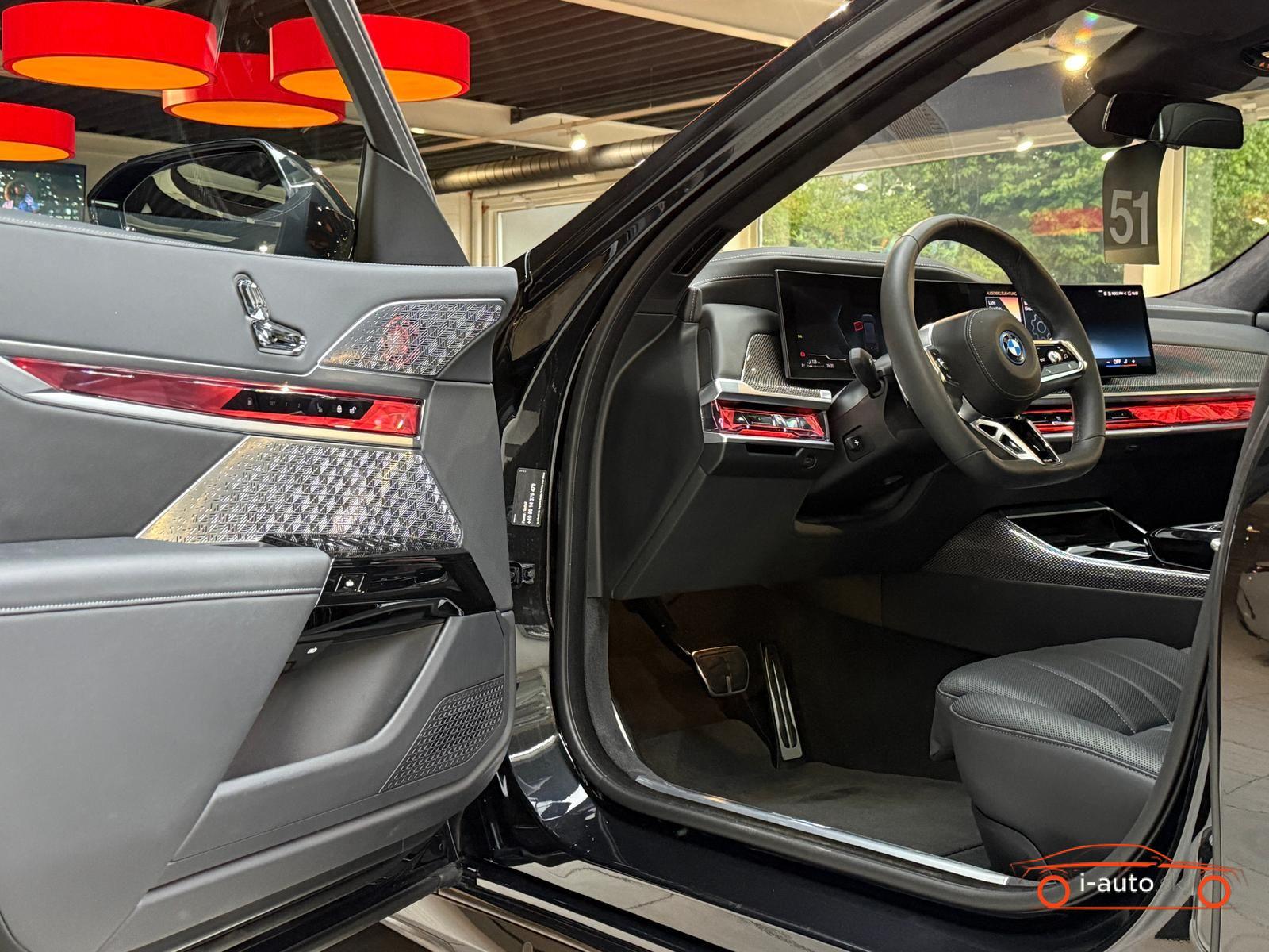 BMW 7 750e xDrive M Sport za 84900€