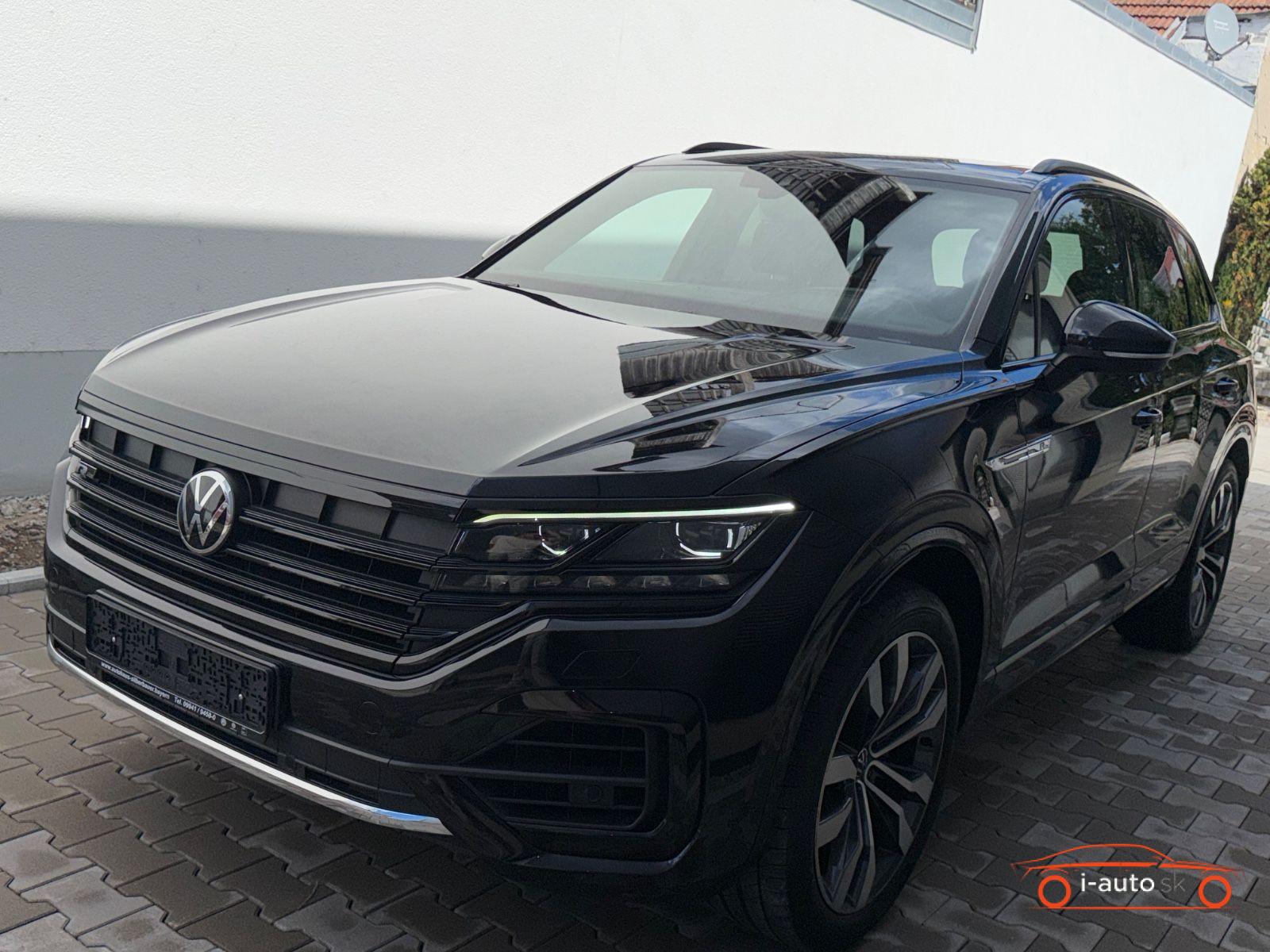 Volkswagen Touareg 3.0 TDI R-Line Black Style za 43500€