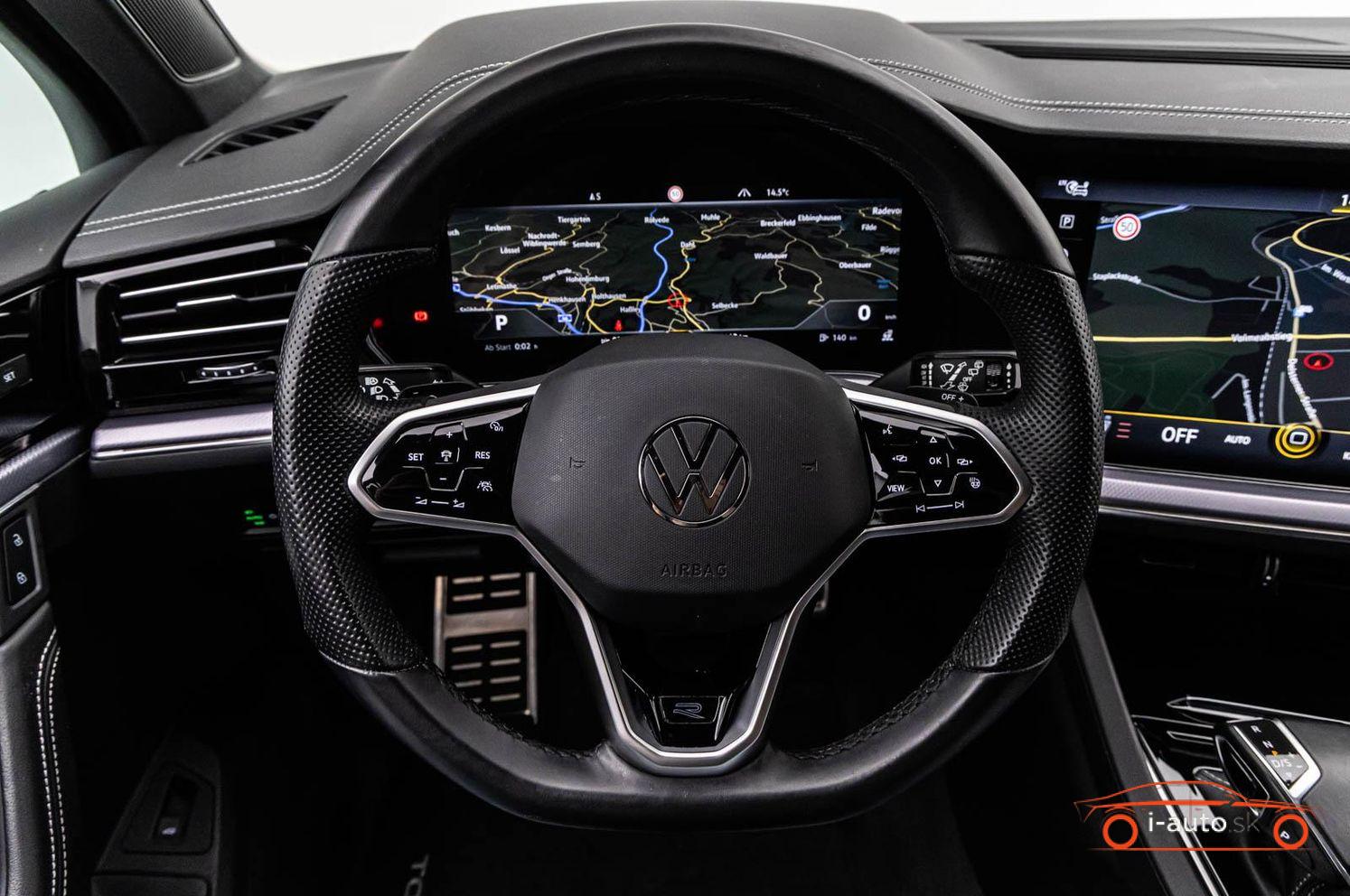 Volkswagen Touareg 3.0 TDi 4M R-LINE za 43500€