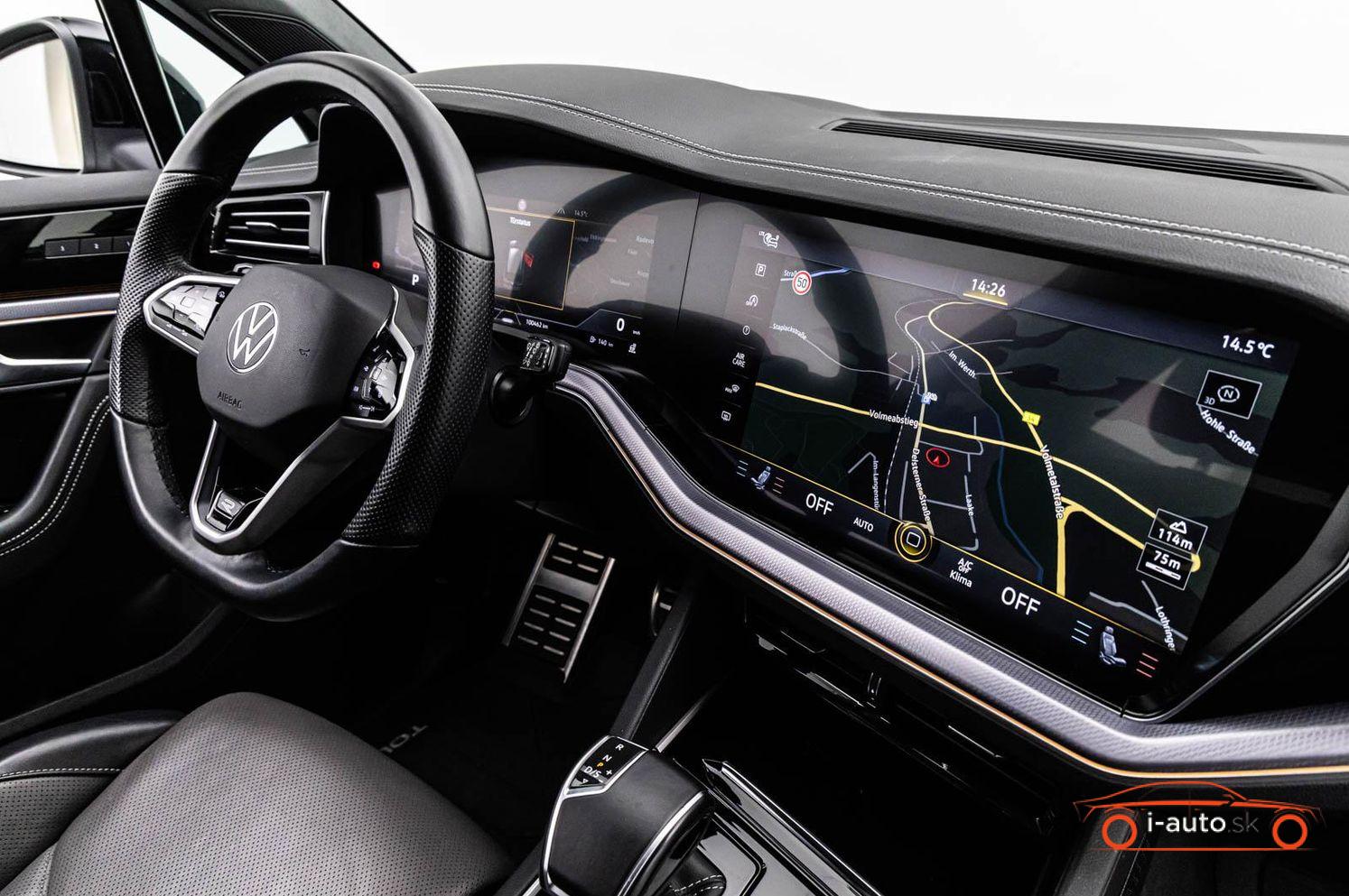 Volkswagen Touareg 3.0 TDi 4M R-LINE za 43500€