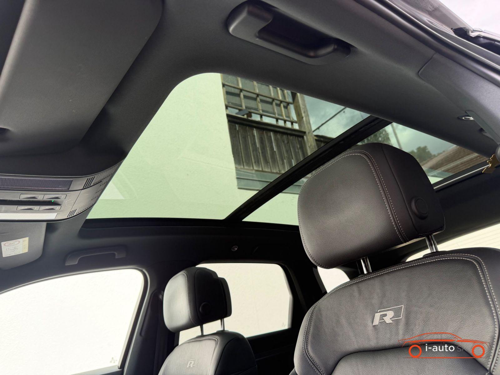 Volkswagen Touareg 3.0 TDI R-Line Black Style za 43500€
