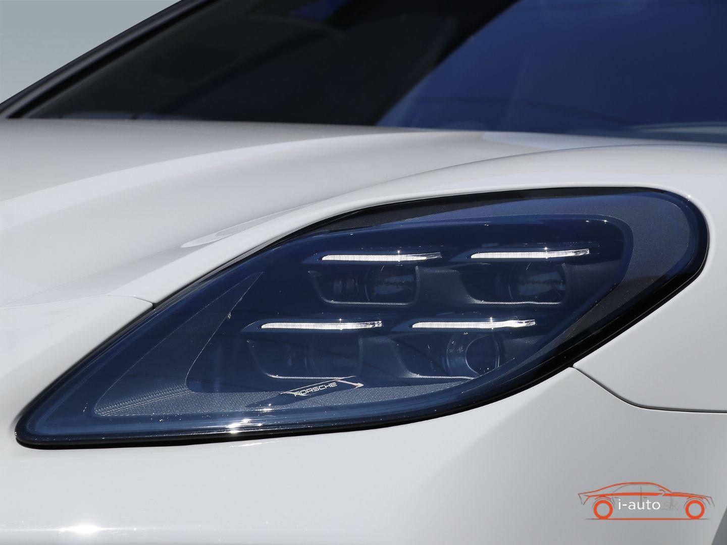 Porsche Panamera Turbo S E-Hybrid  za 218000€
