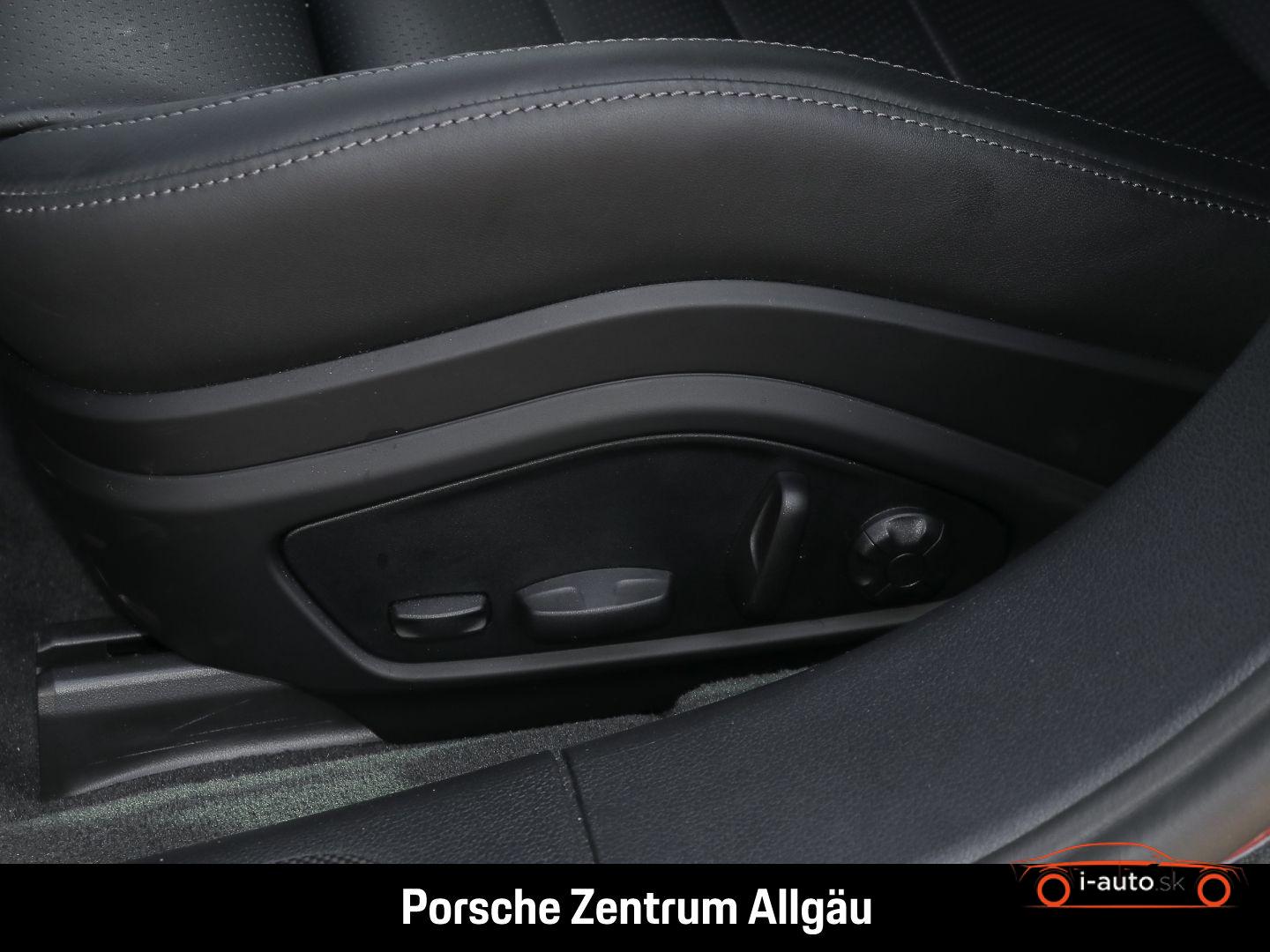 Porsche Panamera 4 E-Hybrid  za 121700€