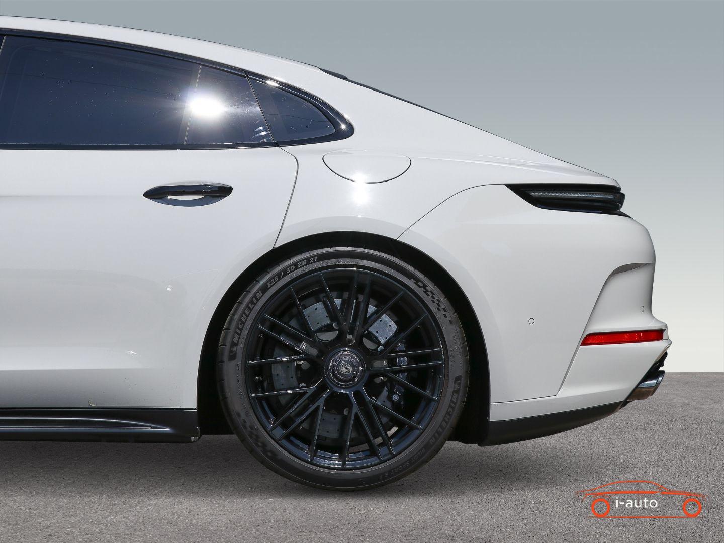 Porsche Panamera Turbo S E-Hybrid  za 218000€