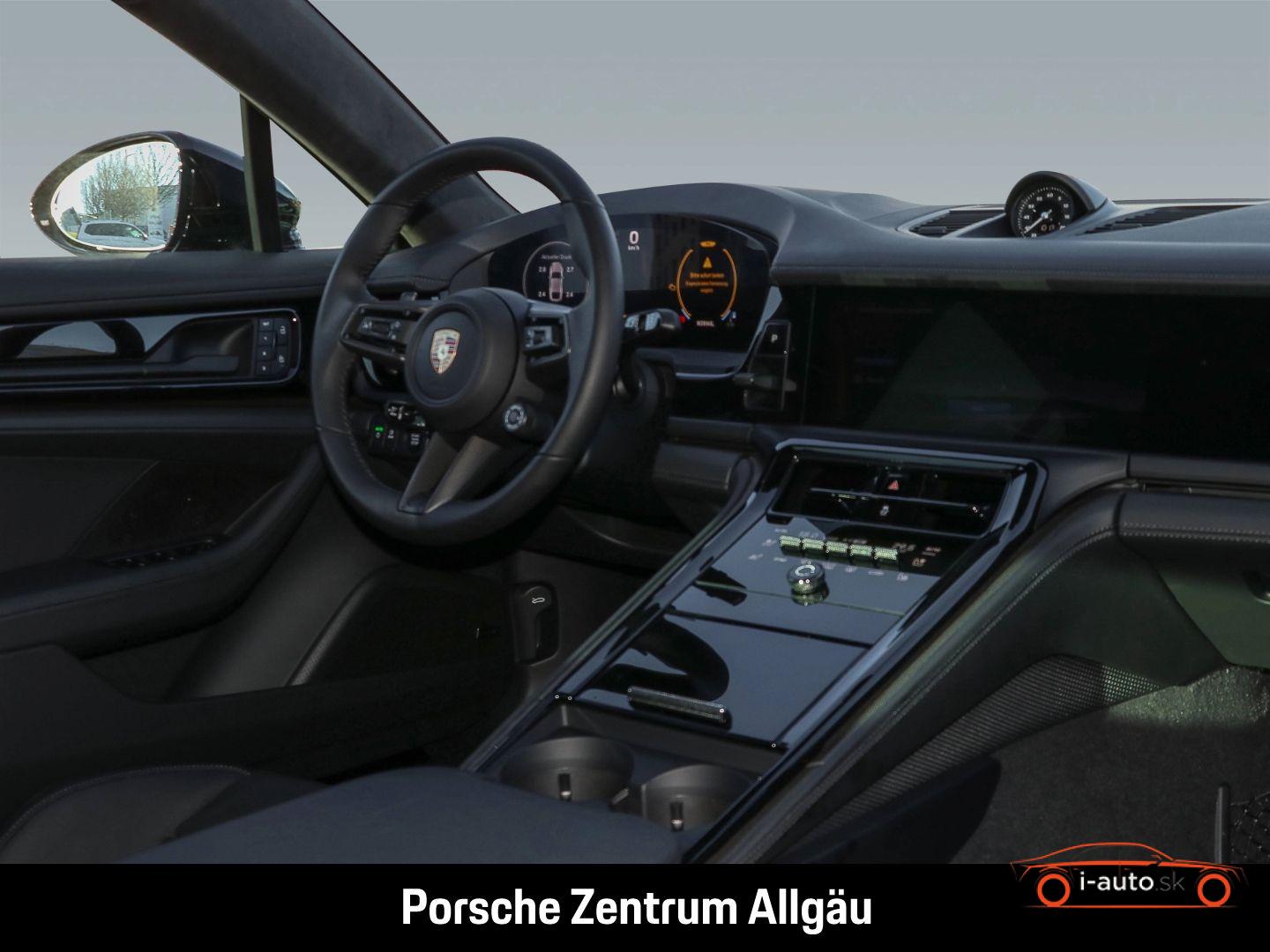 Porsche Panamera GTS za 183800€