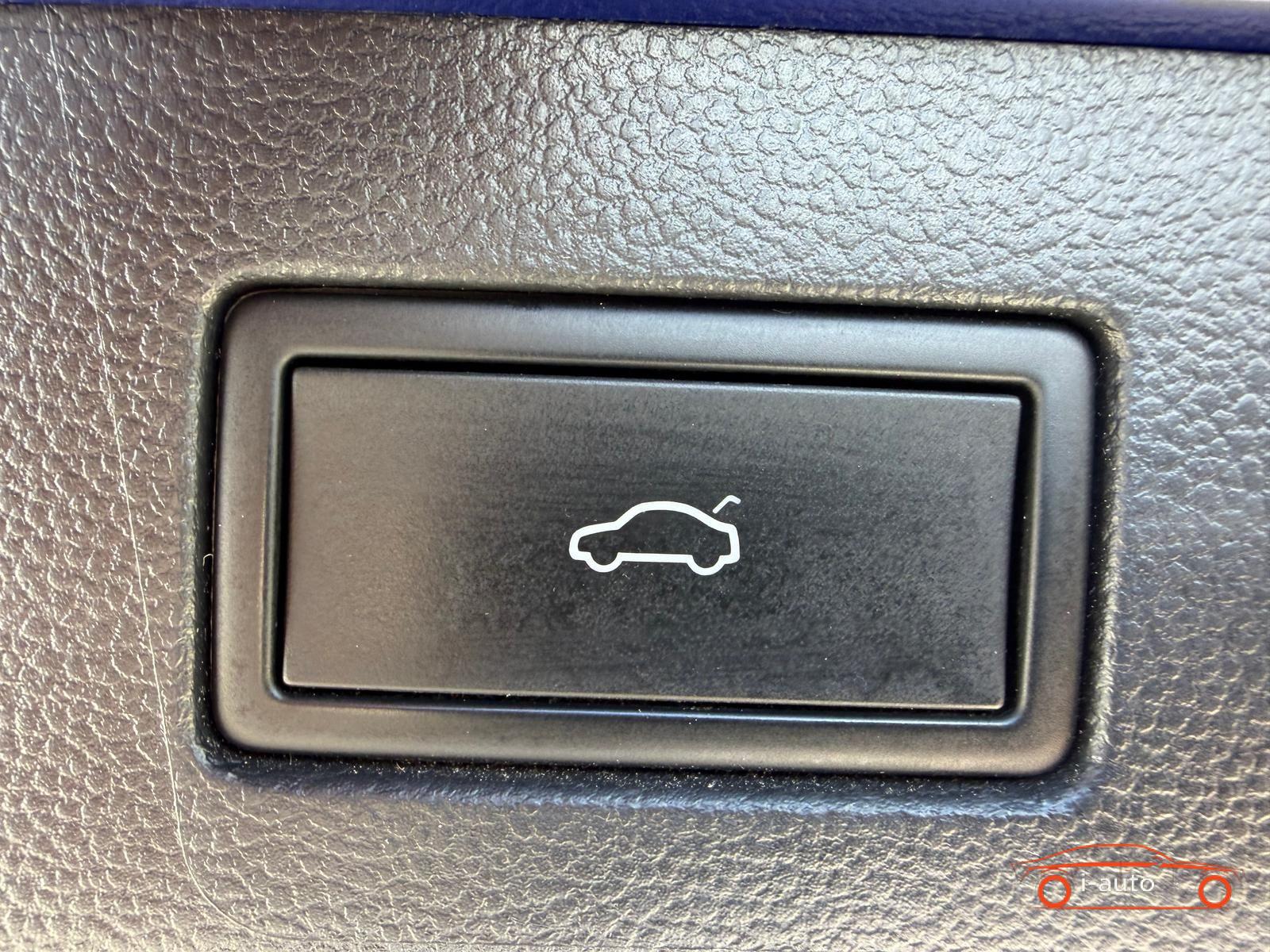 Volkswagen Arteon Shooting Brake 2.0 TDI R-Line 4Motion za 32100€