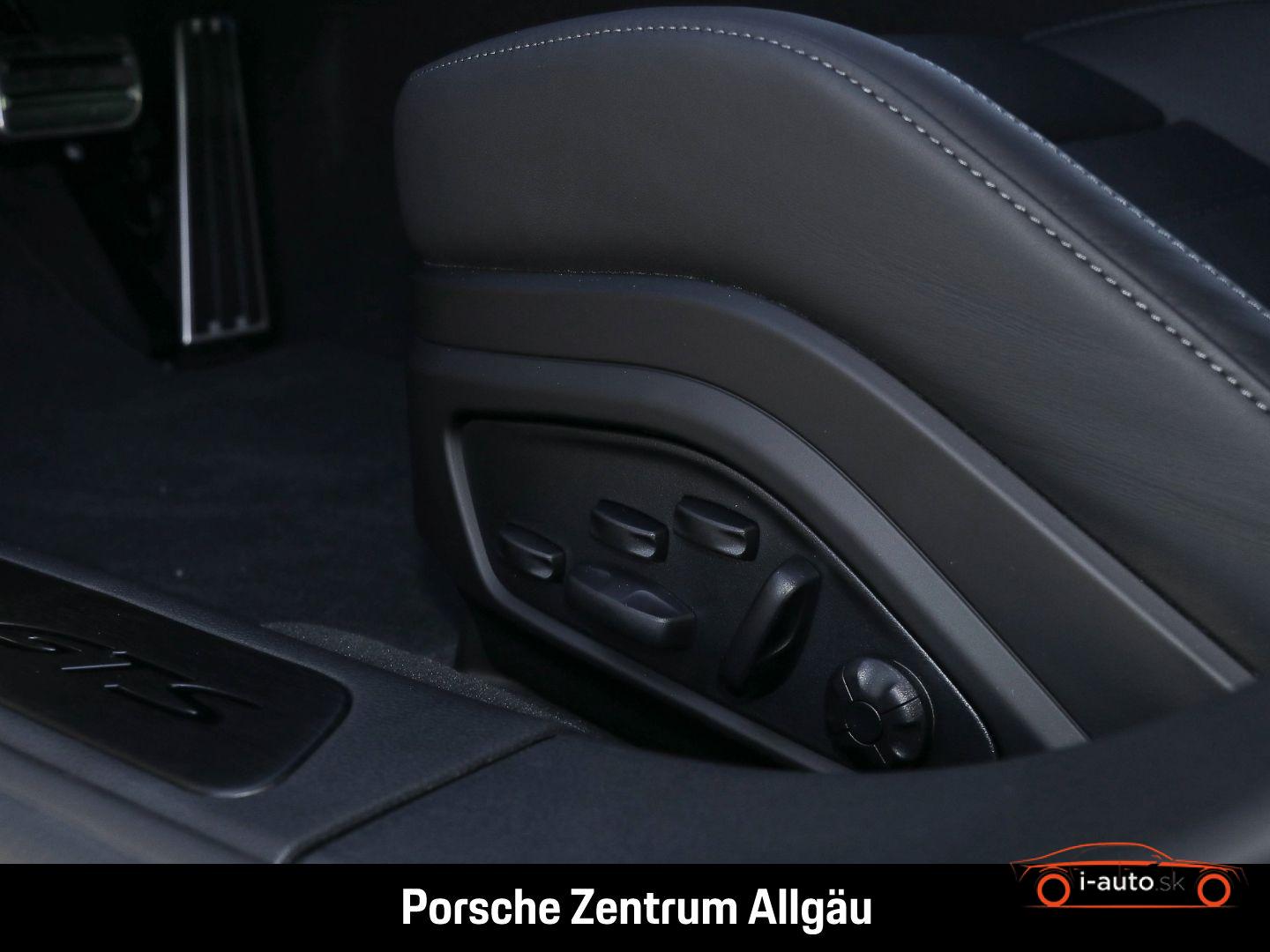 Porsche Panamera GTS za 183800€