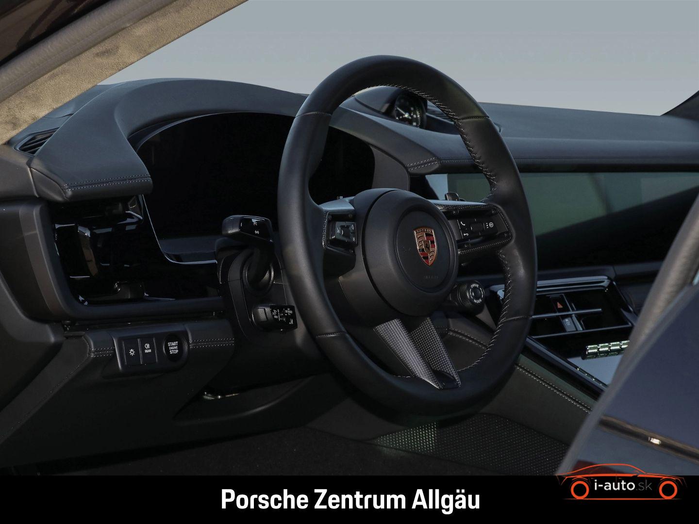 Porsche Panamera GTS za 183800€