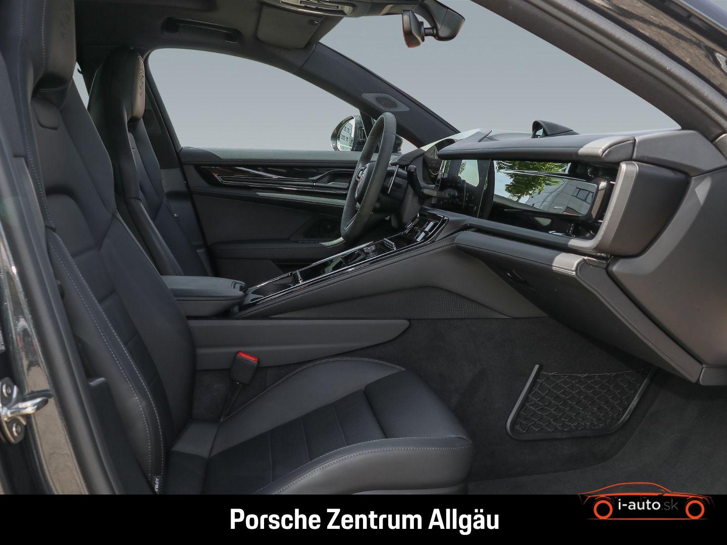 Porsche Panamera 4 E-Hybrid  za 121700€