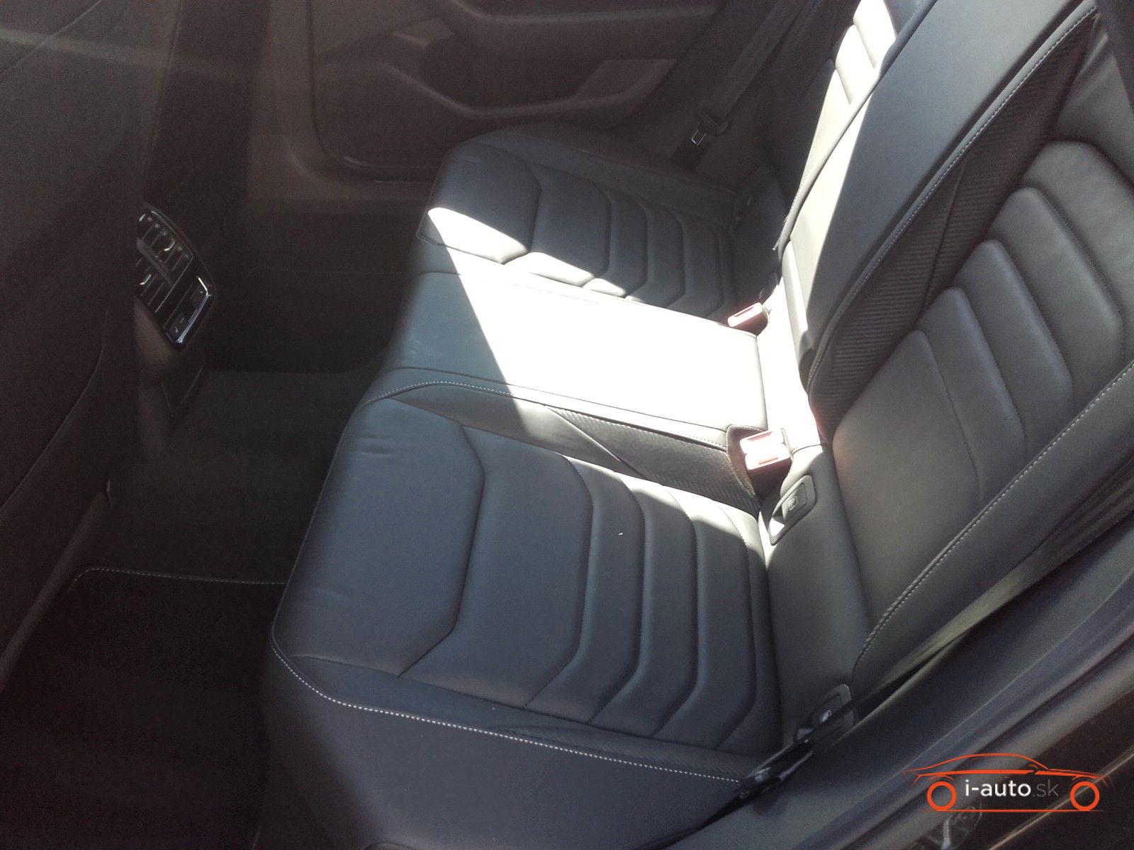 Volkswagen Arteon Shooting Brake 2.0 TSI R-Line 4Motion za 34200€