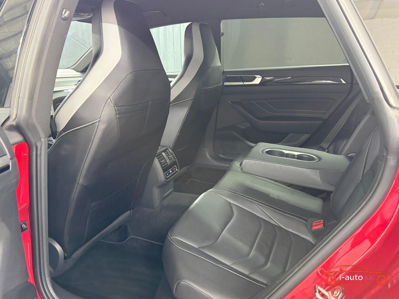 Volkswagen Arteon Shooting Brake 2.0 TDI R-Line 4Motion za 32000€